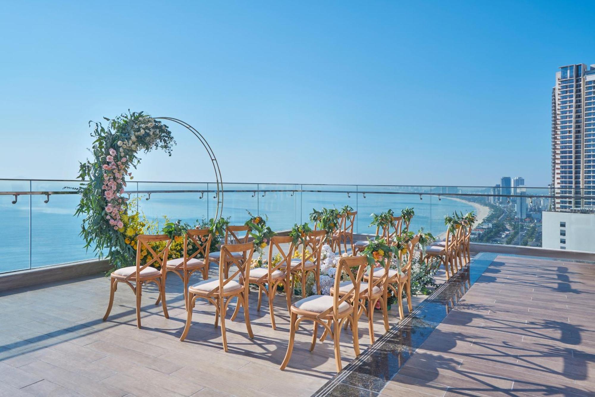 Voco Ma Belle Danang By Ihg Hotel Ngoại thất bức ảnh