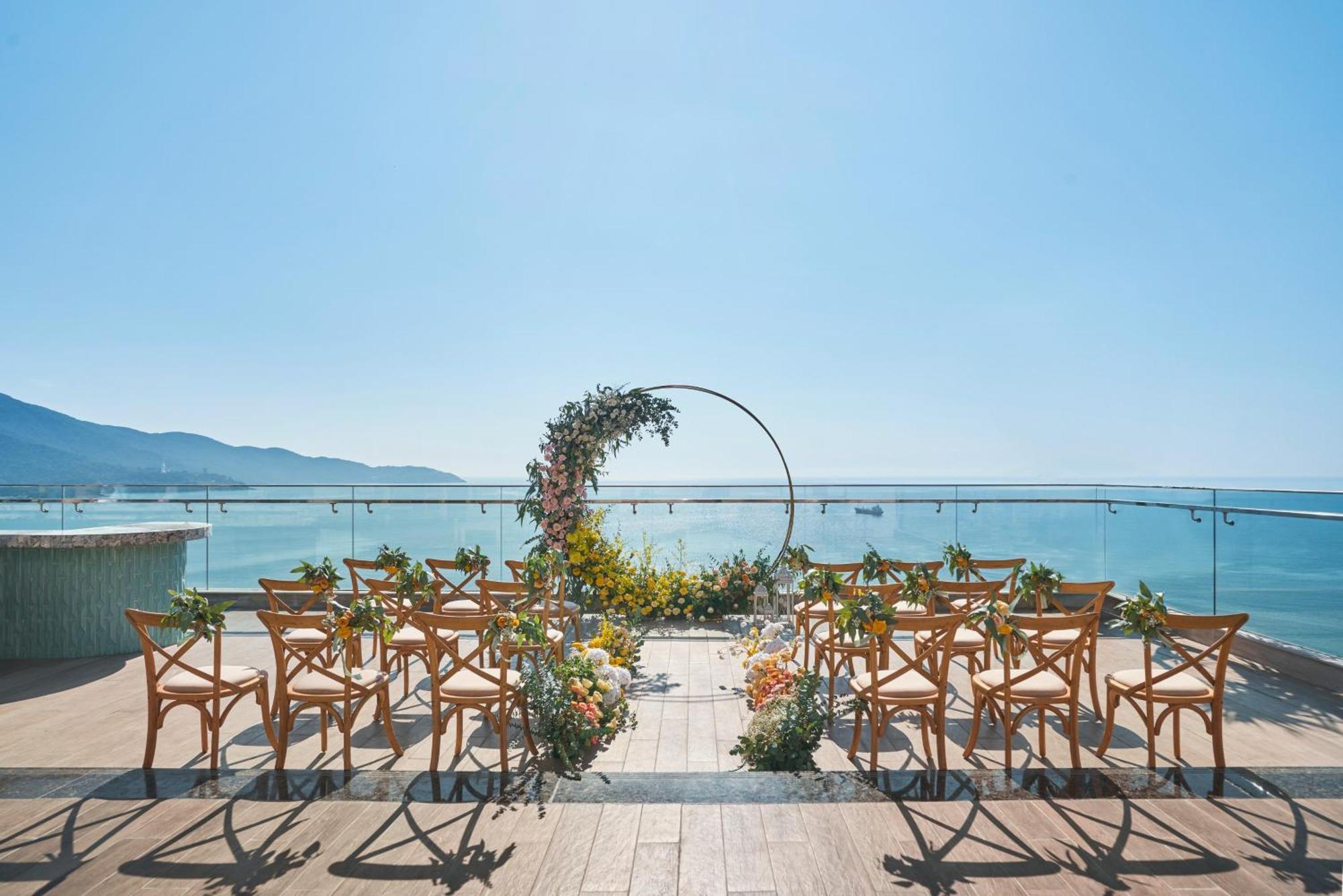 Voco Ma Belle Danang By Ihg Hotel Ngoại thất bức ảnh